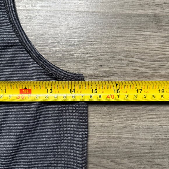 Lululemon Women's Run: Swiftly Tech Racerback - Black/White Striped - Picture 6 of 7